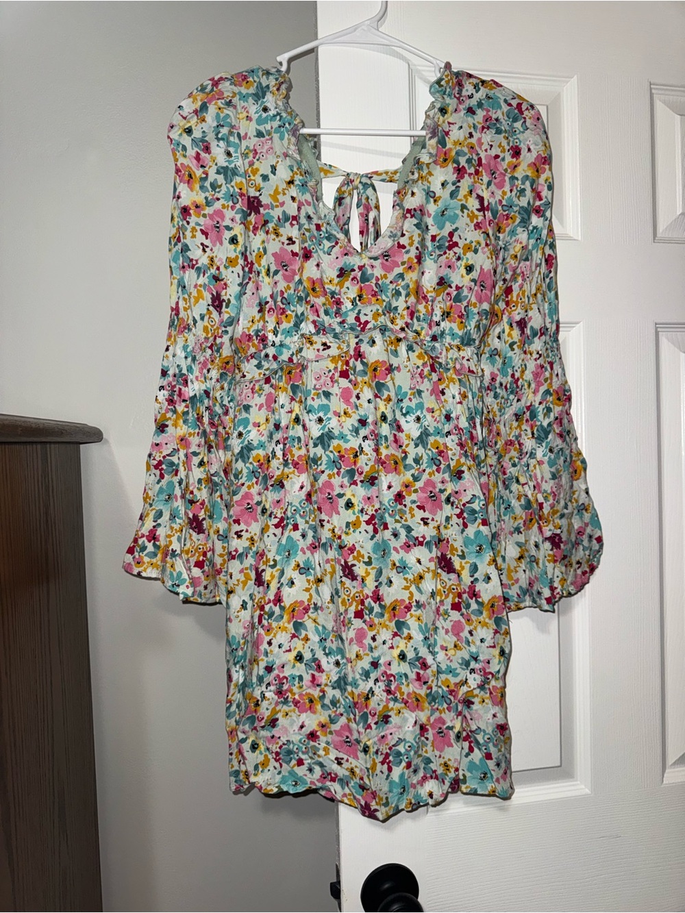 Listicle Floral Tie-Back Mini Dress
